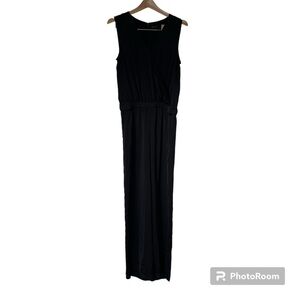 H Halston black wide leg jump suit 8 black